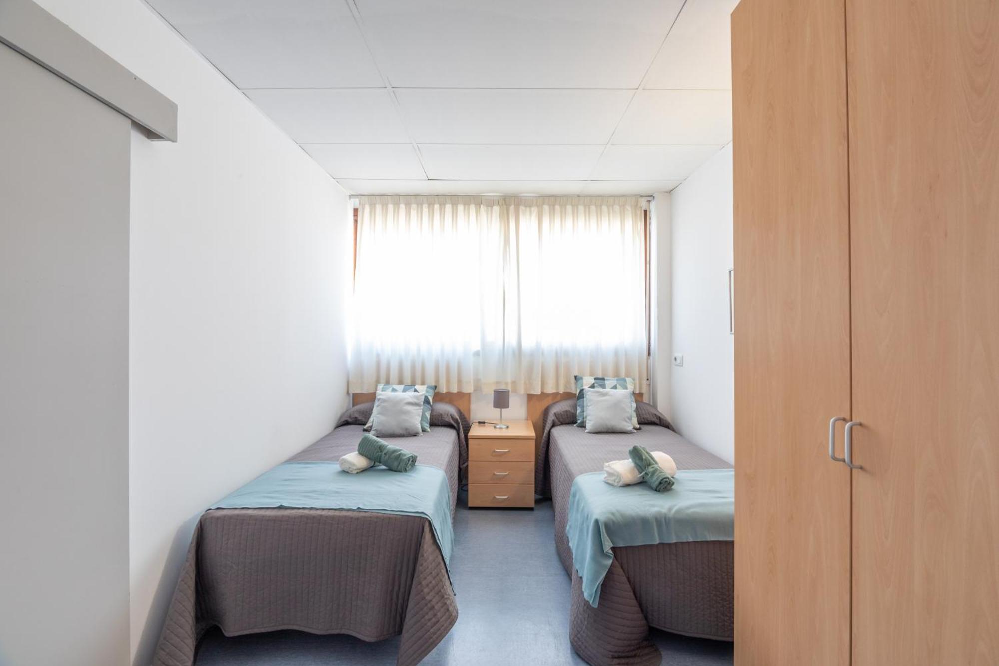 Residencia Universitaria Resa Lesseps Барселона Екстер'єр фото